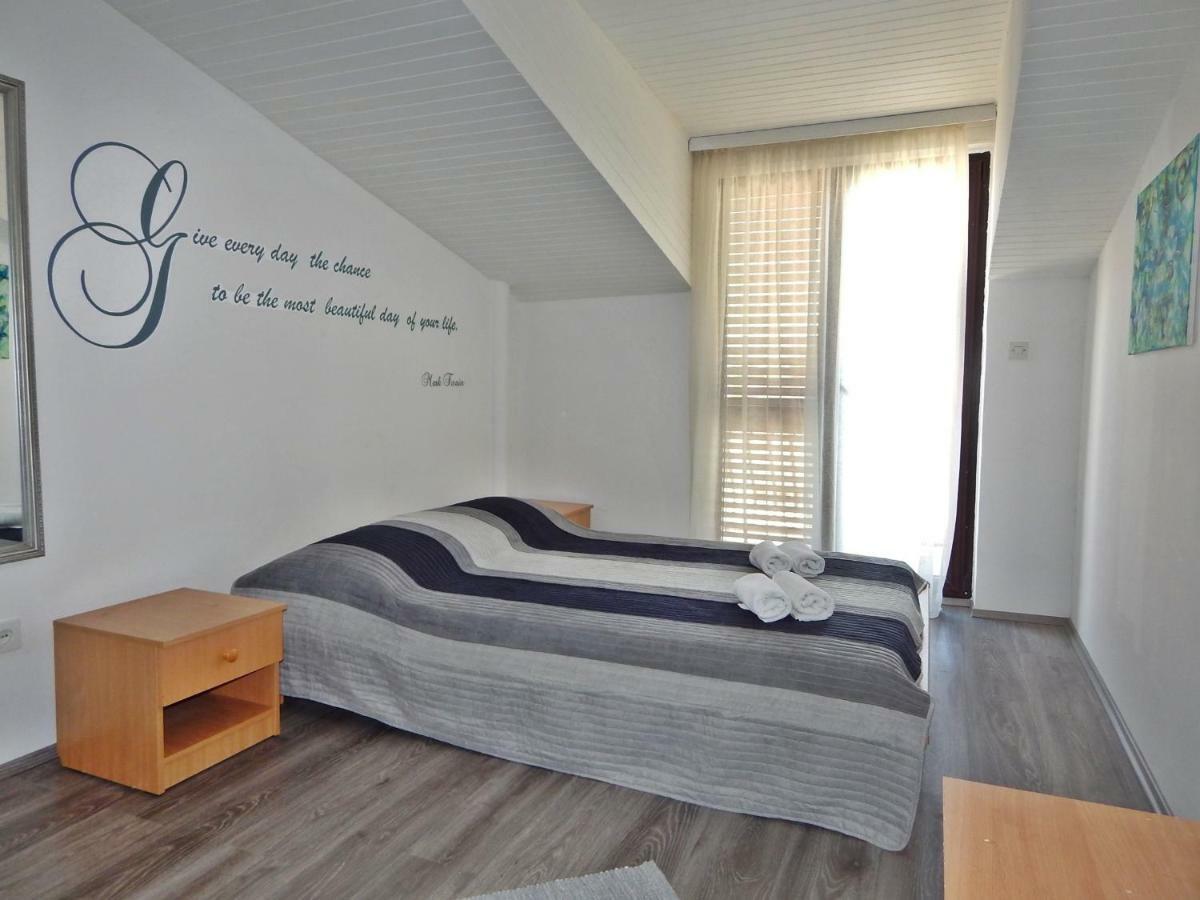 Rooms&Apartments Beach Star Split Kültér fotó